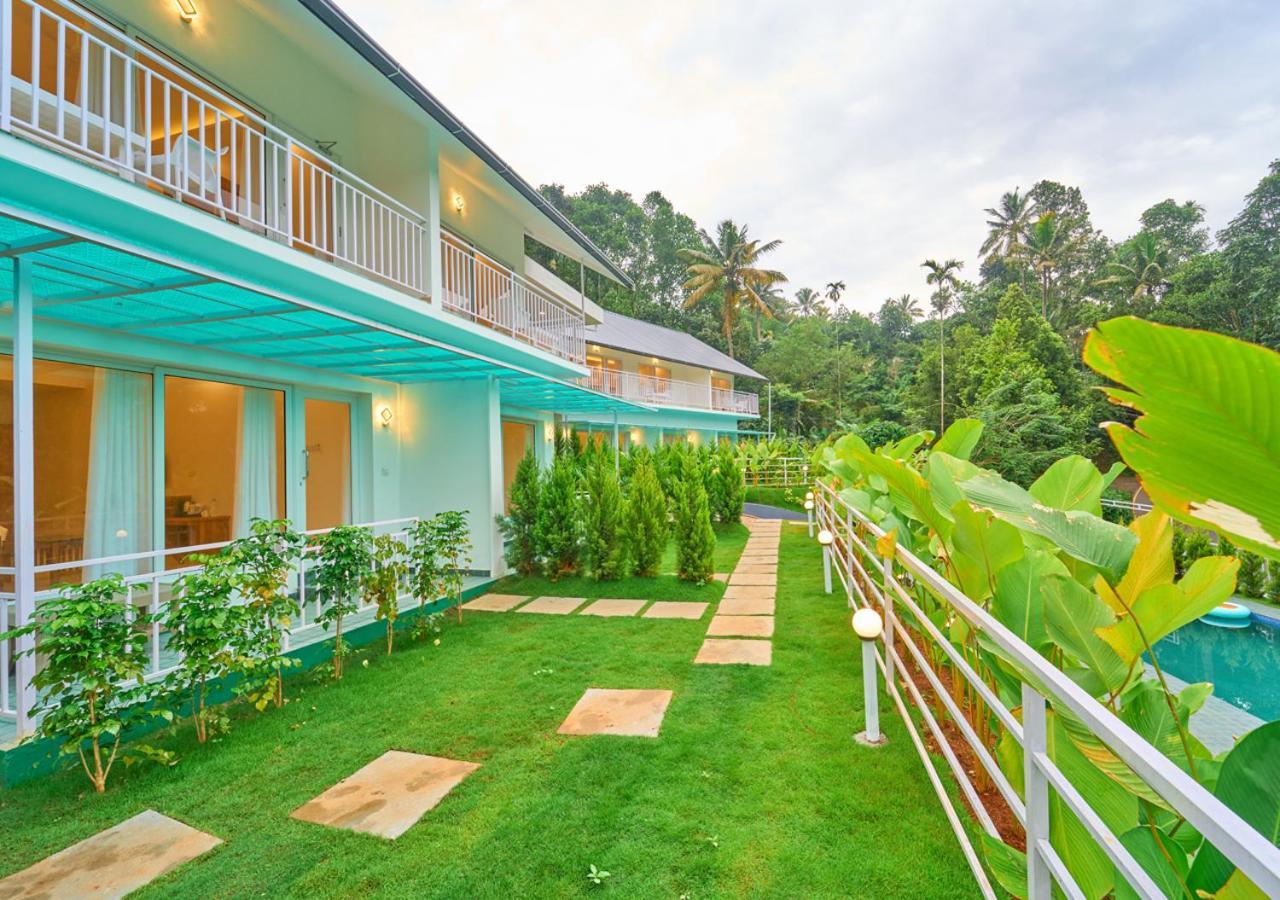 Ice Mist Pool Resort Munnar By Voye Homes Bagian luar foto
